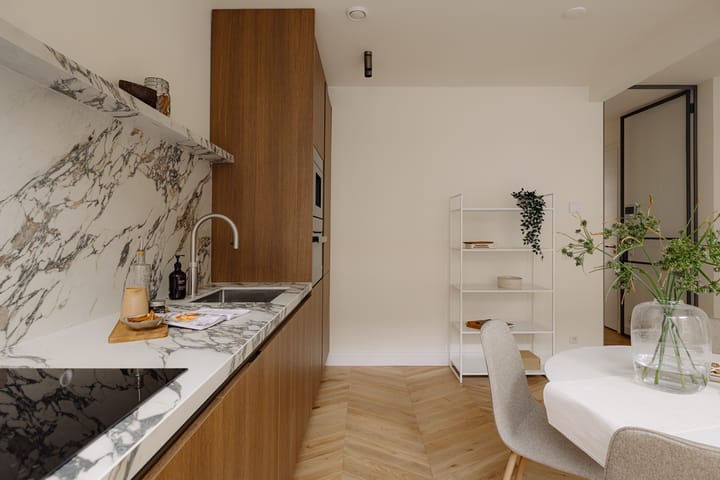 Photo 4 of Lutmastraat 75-B