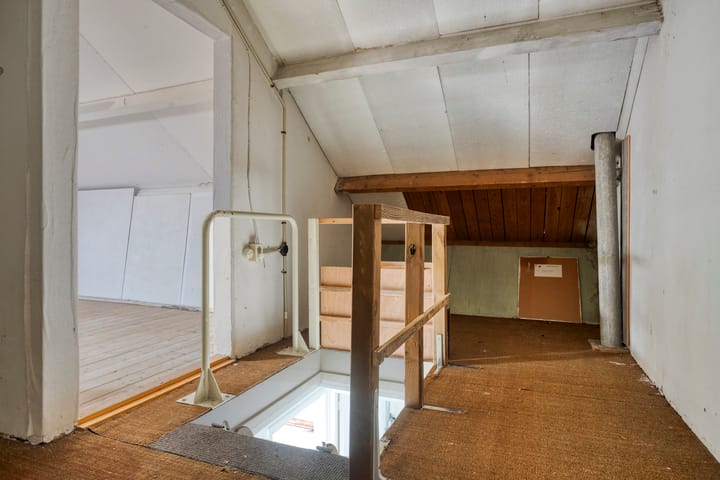 Foto 15 van Troelstrastraat 16