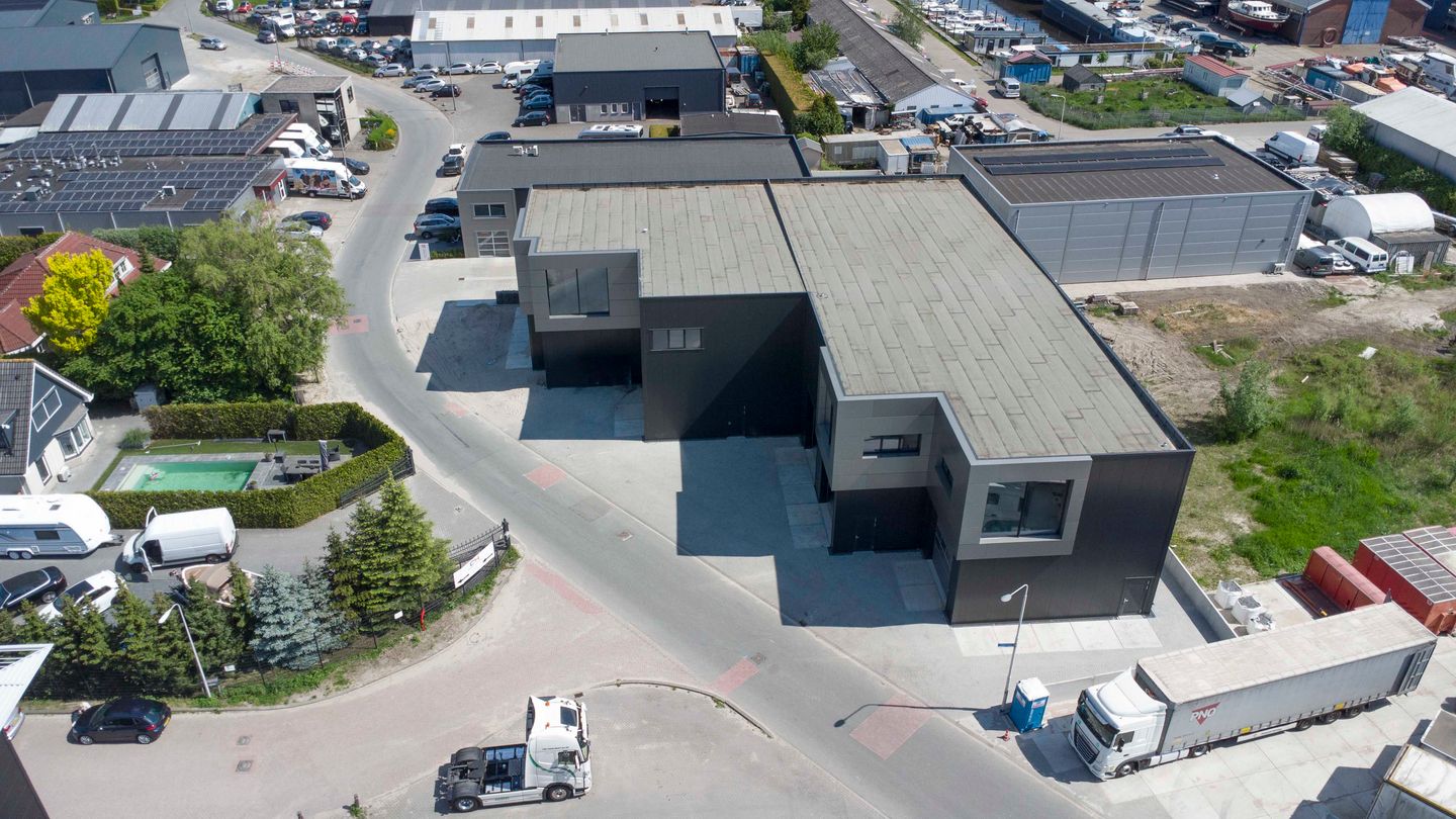 Bekijk foto 3 van Industrieweg 27