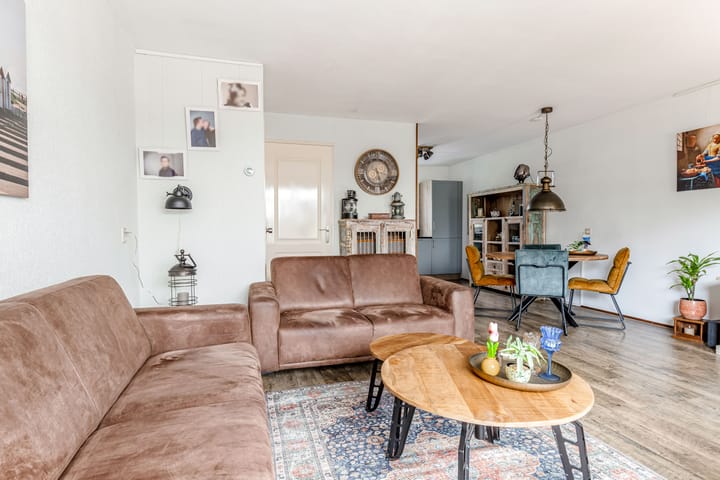 Photo 34 of Baroniestraat 21