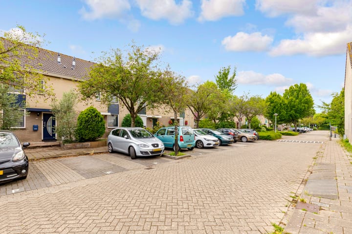 Photo 55 of Baroniestraat 21