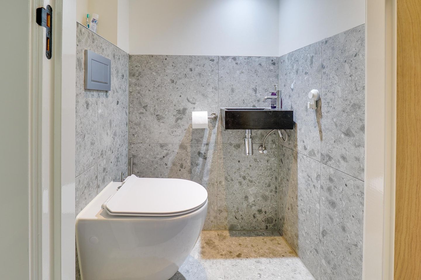 Photo 10 of Oudegracht 135-D