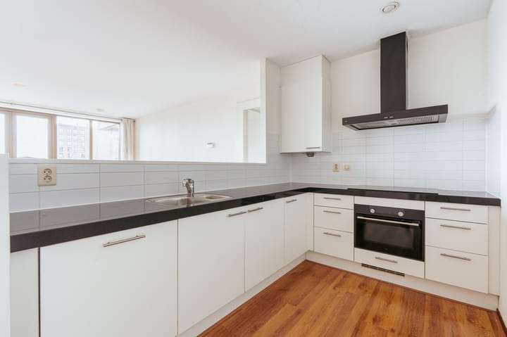 Foto 20 van Titus van Rijnstraat 286