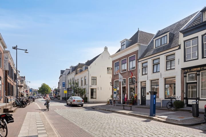 Foto 44 van Regulierstraat 10