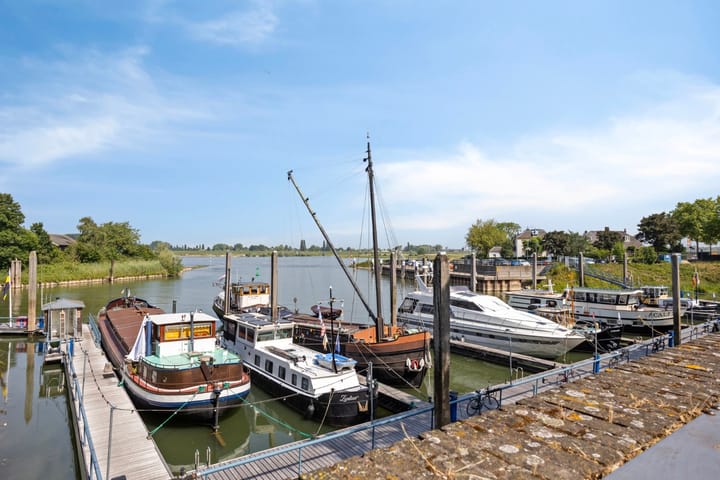 Foto 45 van Regulierstraat 10