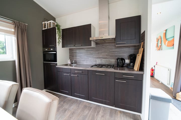 Photo 3 of Parkweg 2-108