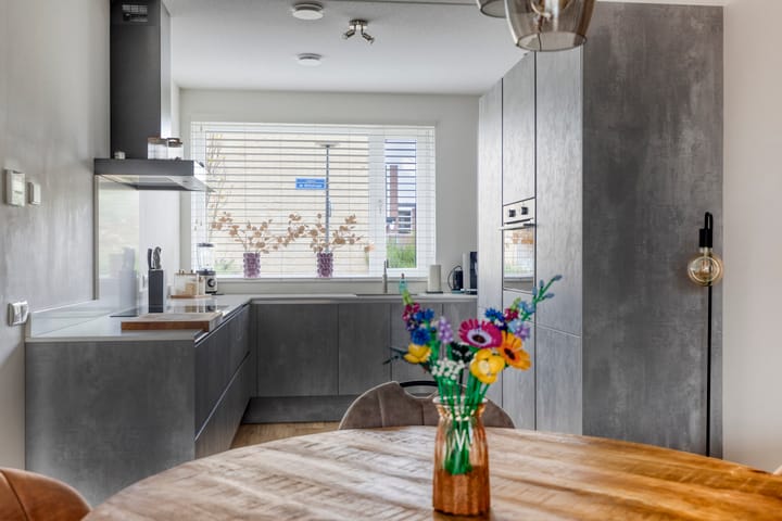 Photo 9 of Johan de Wittstraat 38