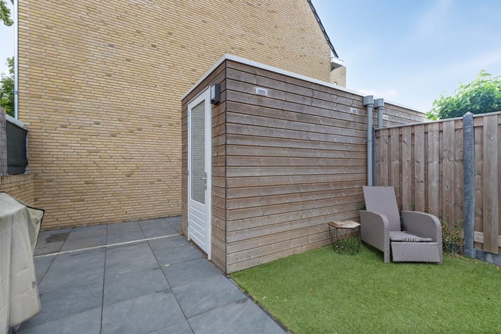 Photo 23 of Johan de Wittstraat 38