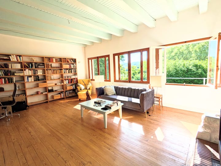 Foto 17 van 9, Chemin de la Mathe