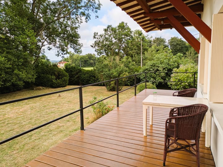 Foto 28 van 9, Chemin de la Mathe