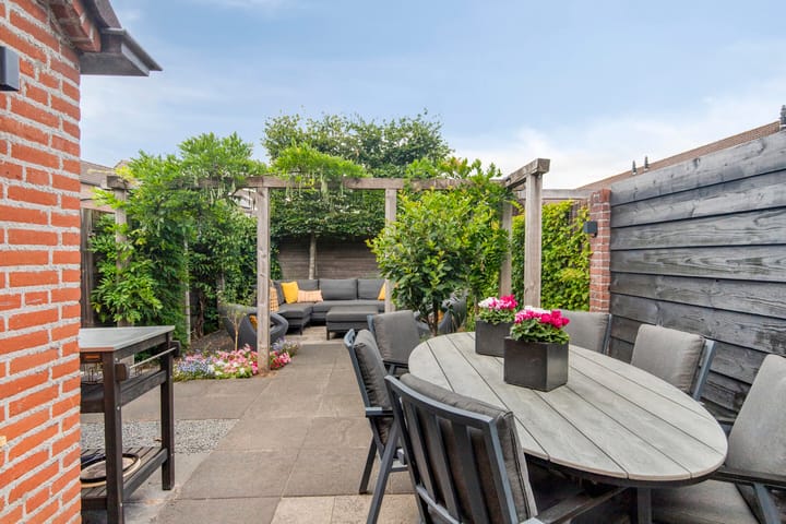 Foto 3 van Jan van Eijckhof 7