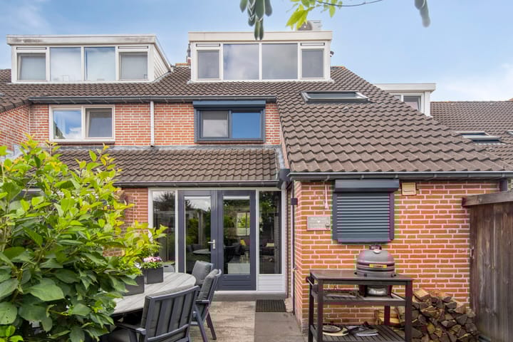 Foto 2 van Jan van Eijckhof 7