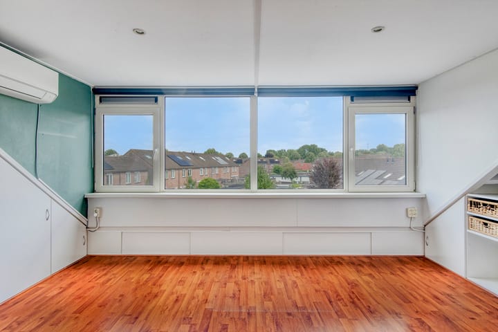 Foto 25 van Jan van Eijckhof 7