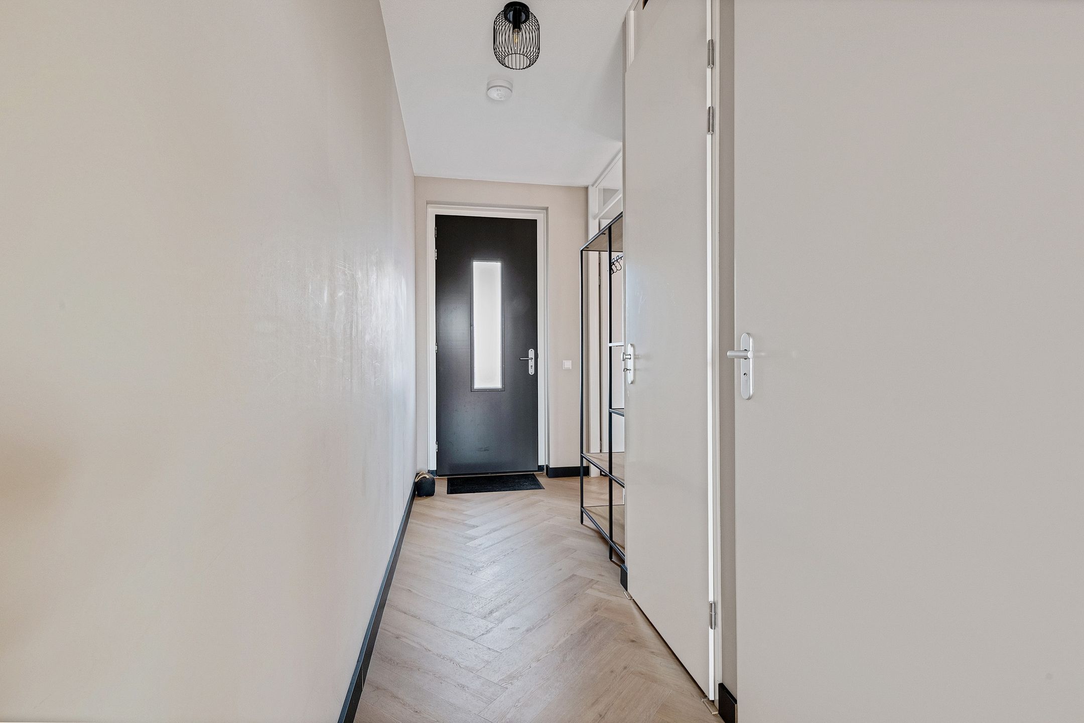 Foto 9 van Ebbenhout 40-F