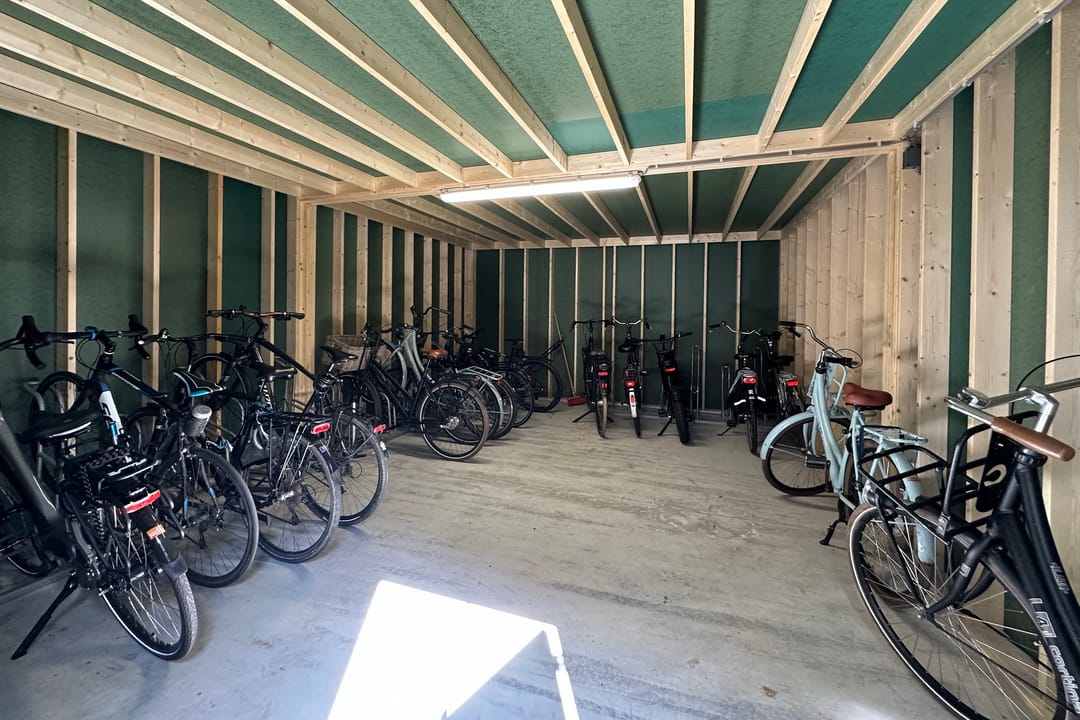 Foto 23 van Ebbenhout 40-F