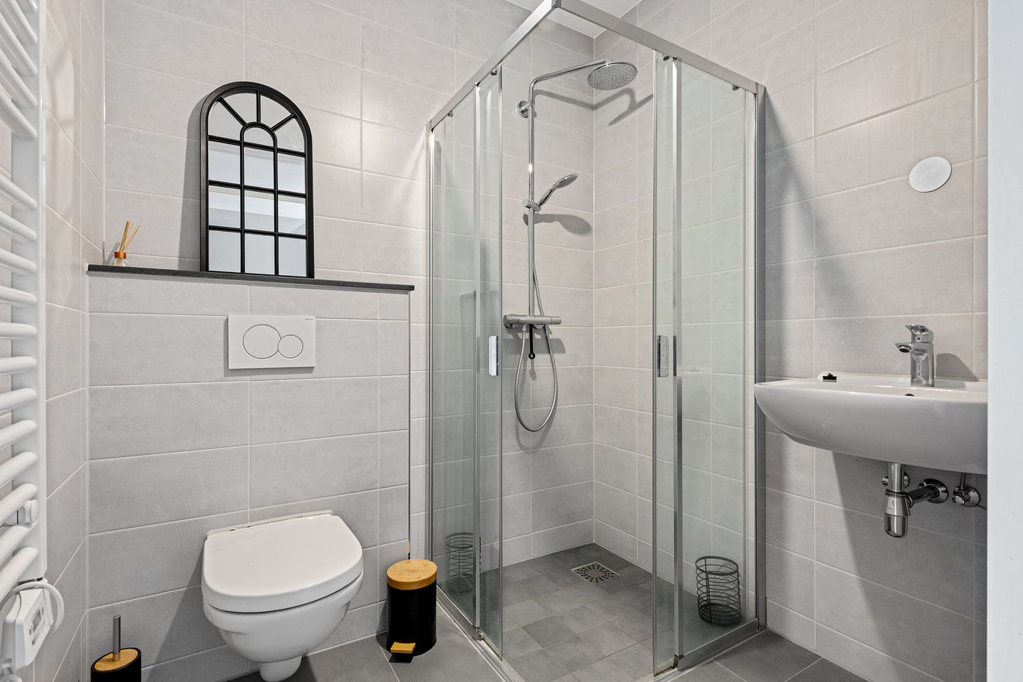 Foto 20 van Ebbenhout 40-F