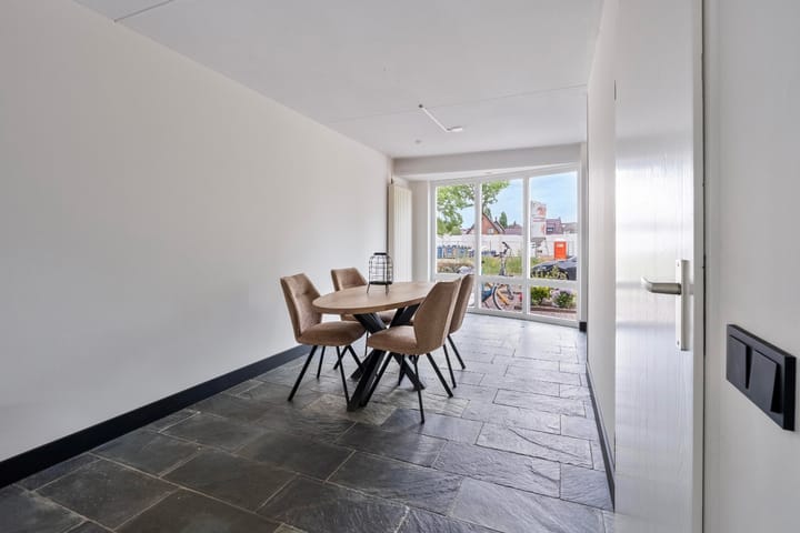 Foto 6 van Meidoornlaan 4