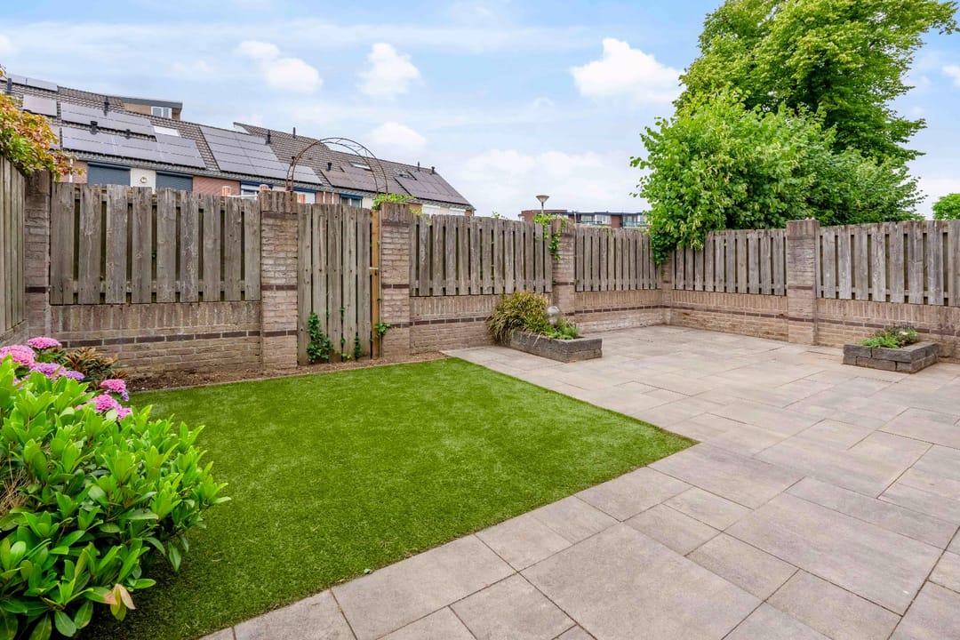 Foto 11 van Meidoornlaan 4