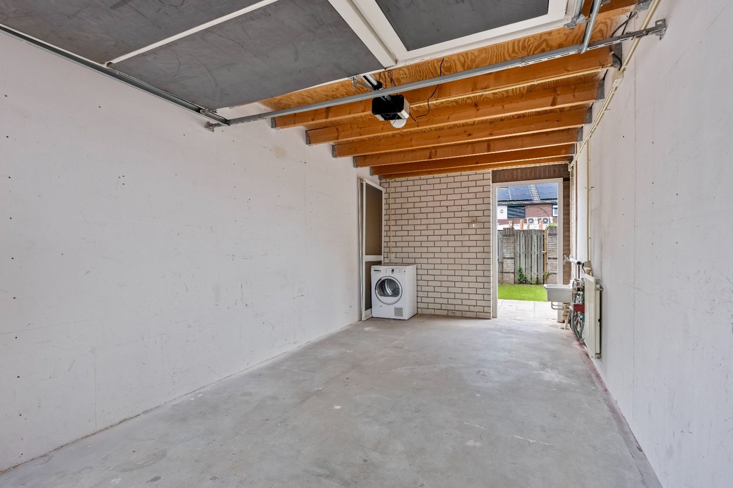 Foto 14 van Meidoornlaan 4