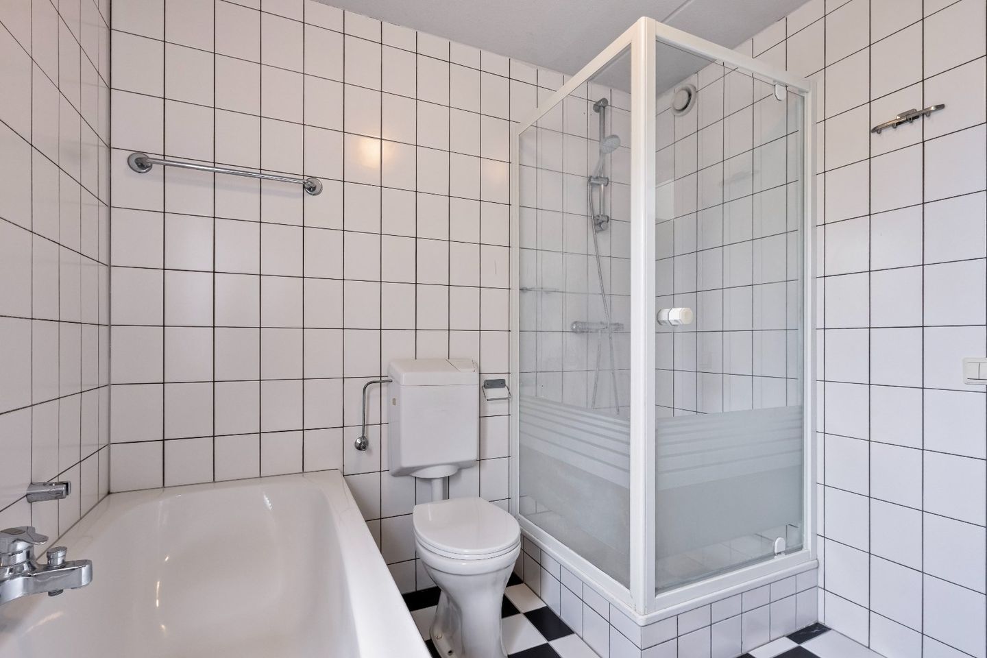 Foto 19 van Meidoornlaan 4