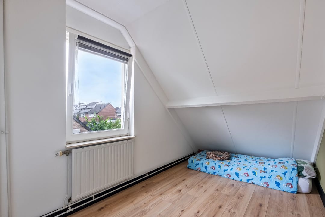 Foto 23 van Meidoornlaan 4