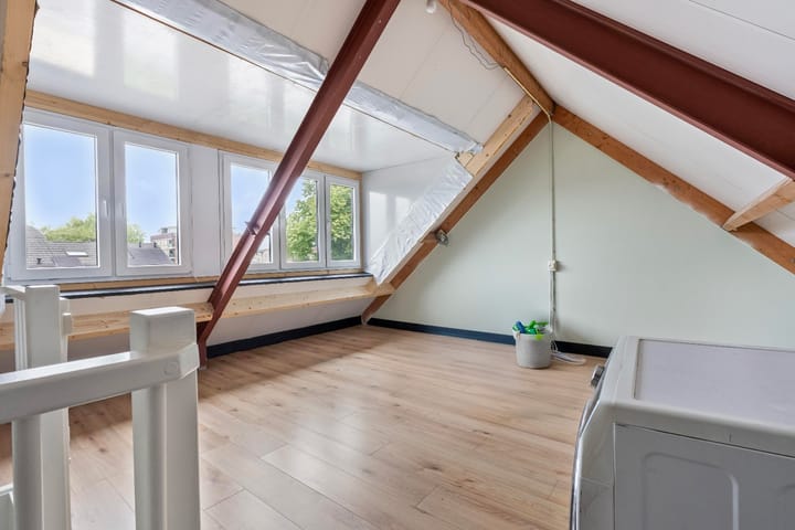 Foto 26 van Meidoornlaan 4