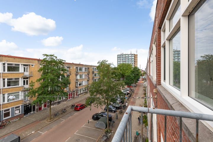 Foto 14 van Willem Buytewechstraat 207-A03