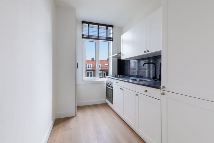 Foto 15 van Willem Buytewechstraat 207-A03