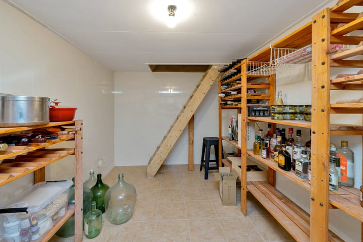 Photo 60 of Zwanenbalg 1519