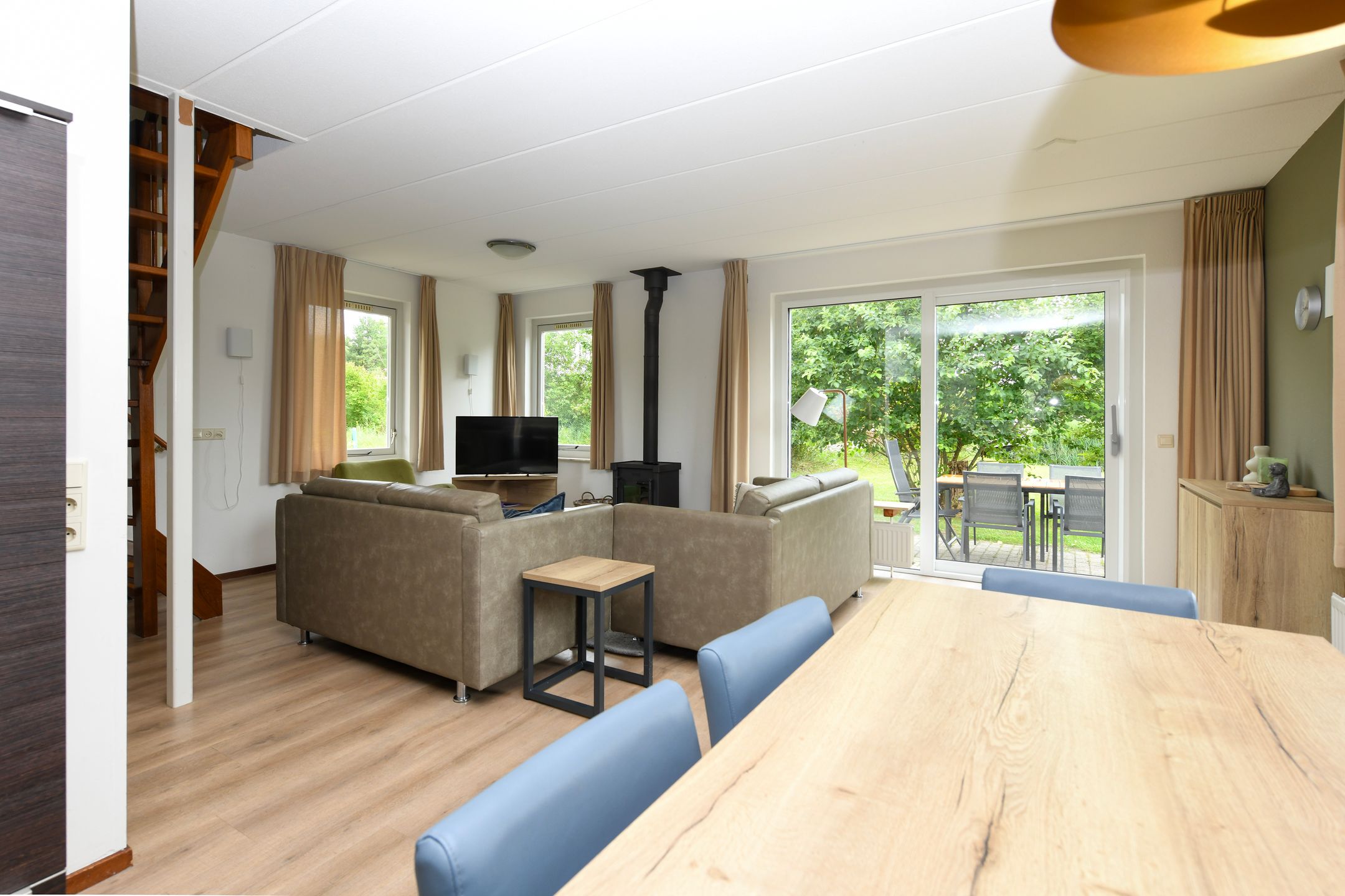 Photo 9 of De Rug 3-047