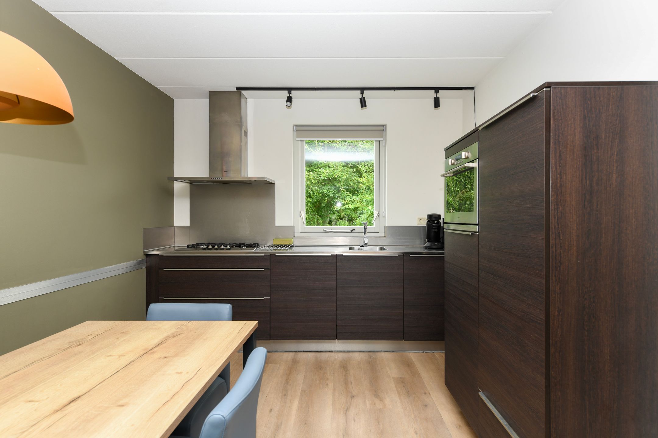 Photo 12 of De Rug 3-047