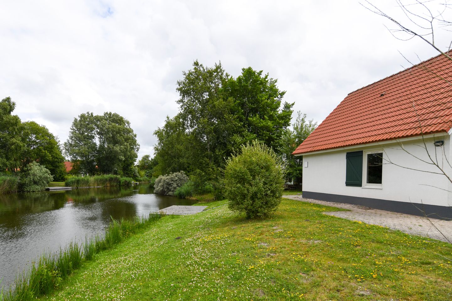 Photo 29 of De Rug 3-047