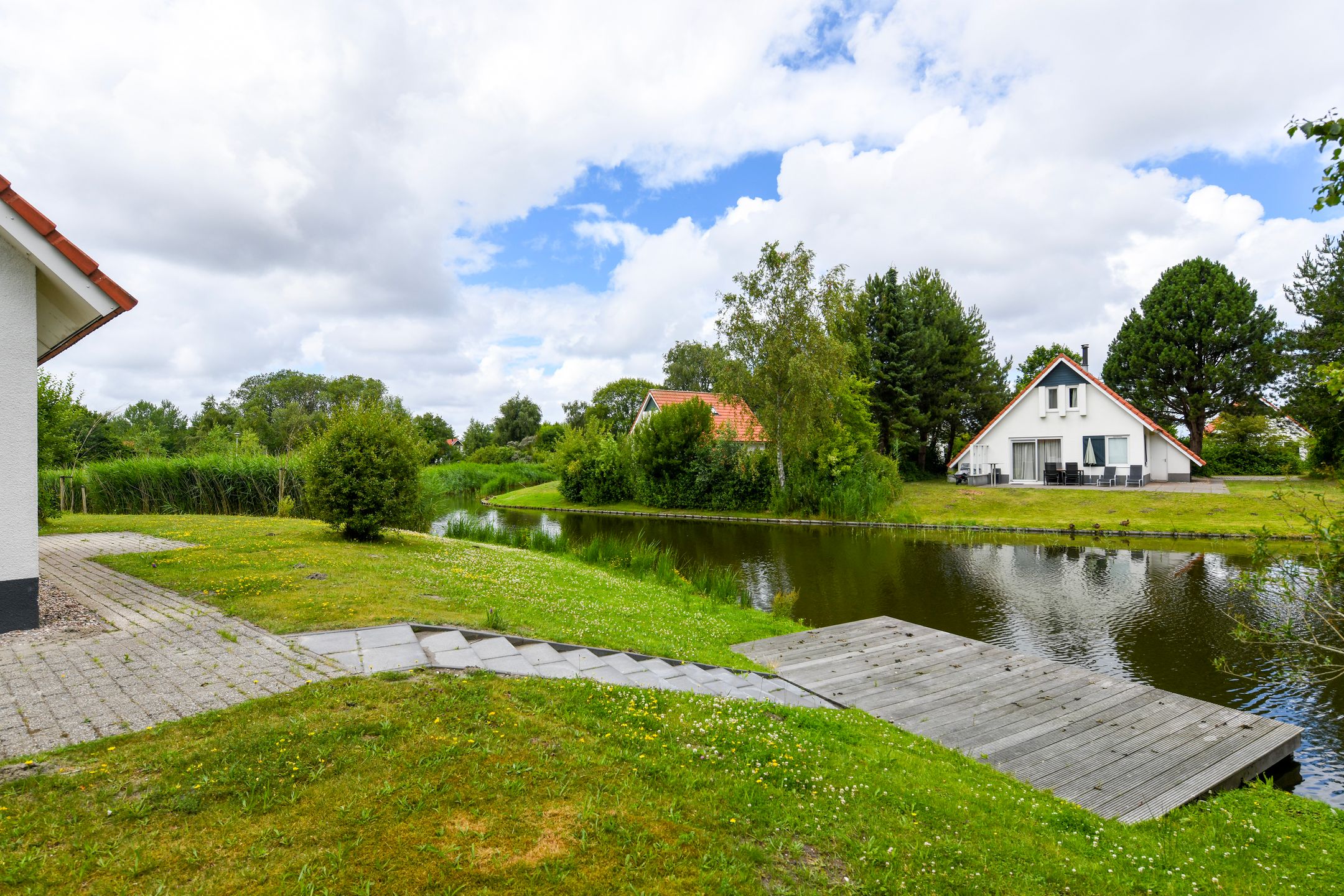 Photo 30 of De Rug 3-047