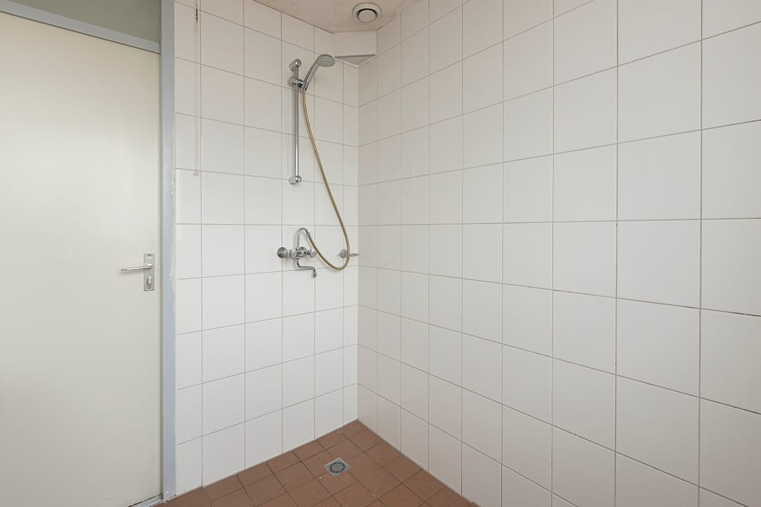 Photo 17 of Van der Goesstraat 12