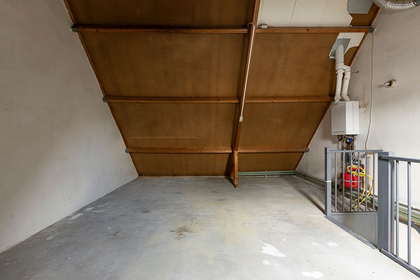 Photo 20 of Van der Goesstraat 12