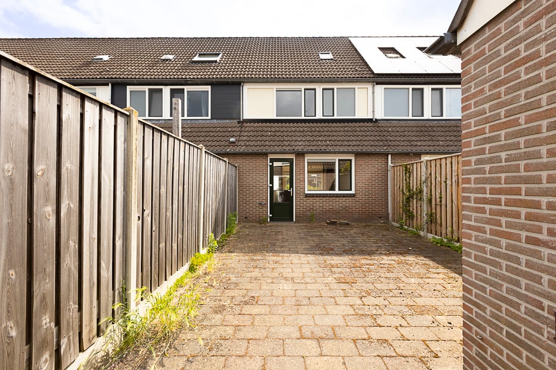 Photo 22 of Van der Goesstraat 12