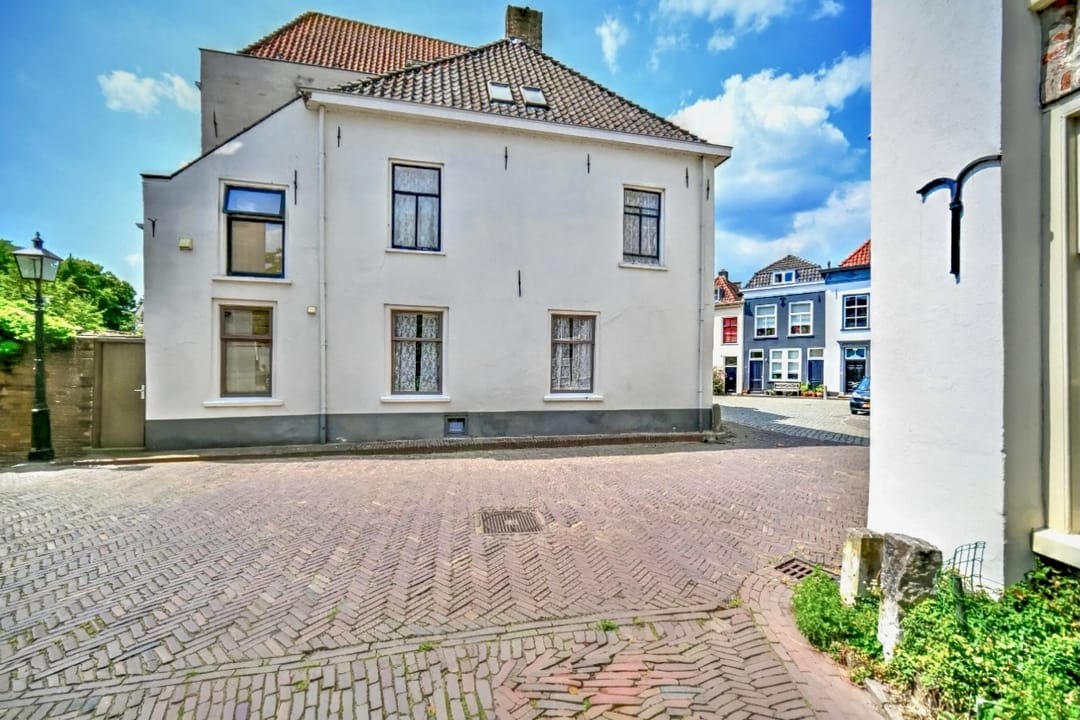 Photo 8 of Veerpoortstraat 9