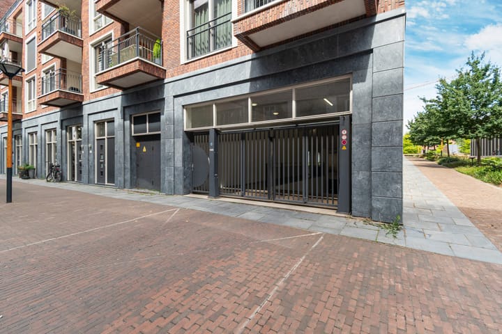 Photo 8 of San Marinostraat 97