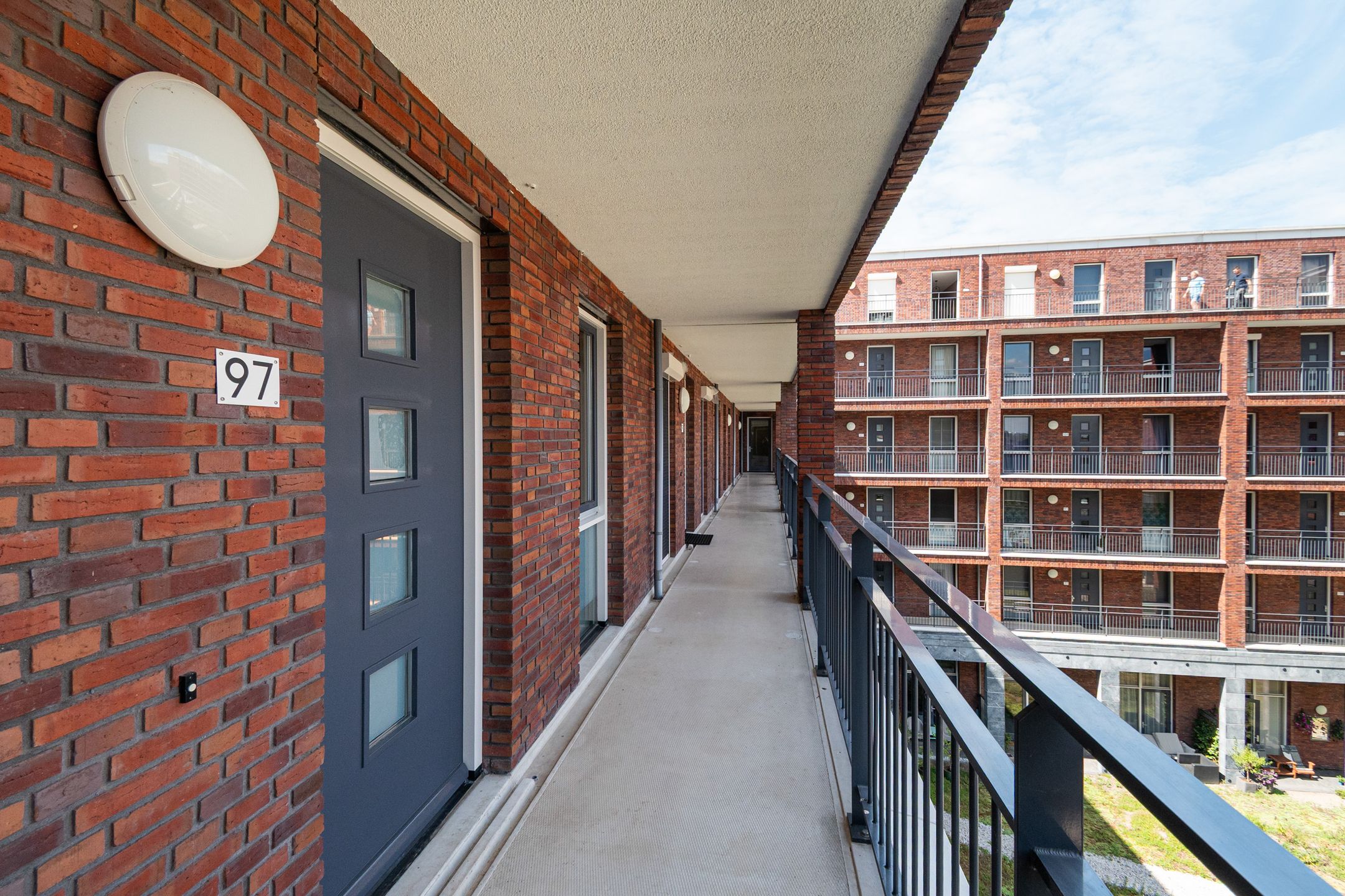 Foto 12 van San Marinostraat 97