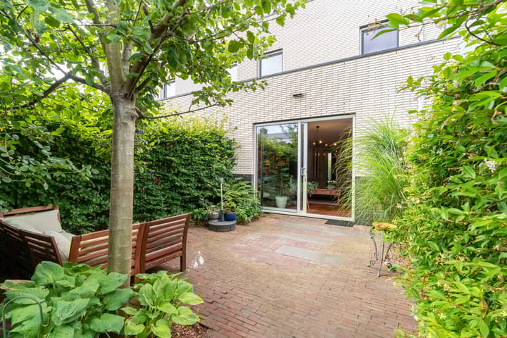 Foto 23 van Lijsterbeslaan 84