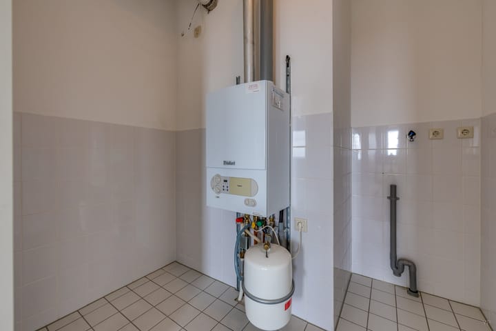 Photo 32 of Europalaan 164