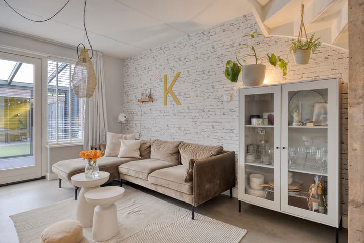 Foto 2 van Knelisroos 7