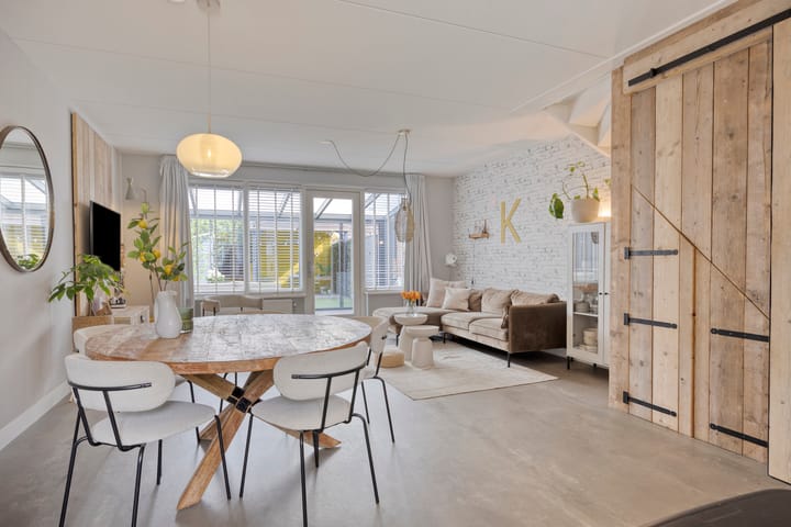 Foto 22 van Knelisroos 7