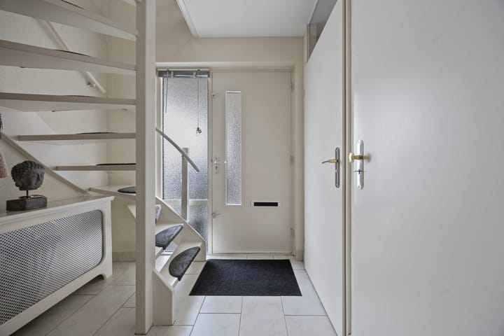 Photo 8 of Gerard van Oostromstraat 12