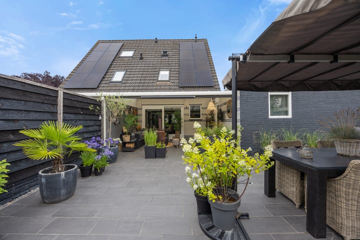 Photo 39 of Gerard van Oostromstraat 12