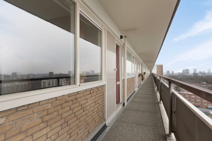 Photo 8 of Burgemeester Hogguerstraat 783