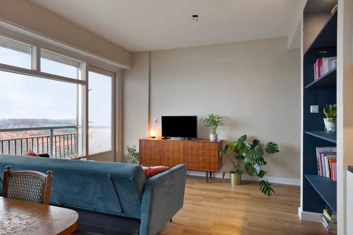 Photo 12 of Burgemeester Hogguerstraat 783