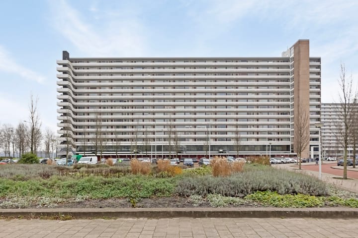 Photo 2 of Burgemeester Hogguerstraat 783