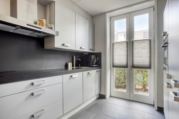 Photo 3 of Anna Blamanpad 12