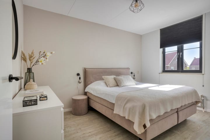 Foto 16 van Anna Blamanpad 12